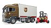 Scania R-Serie UPS Logistik-LKW mit Mitnahmestapler