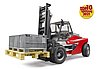 Carrello elevatore Linde HT160D con pallet e 3 gabbie per imballo