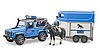 Land Rover Defender Polizeifahrzeug,Pferdeanhänger, 1 Pferd und Polizist