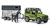 Land Rover Defender con remolque de caballos