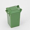 Contenedor de basura verde