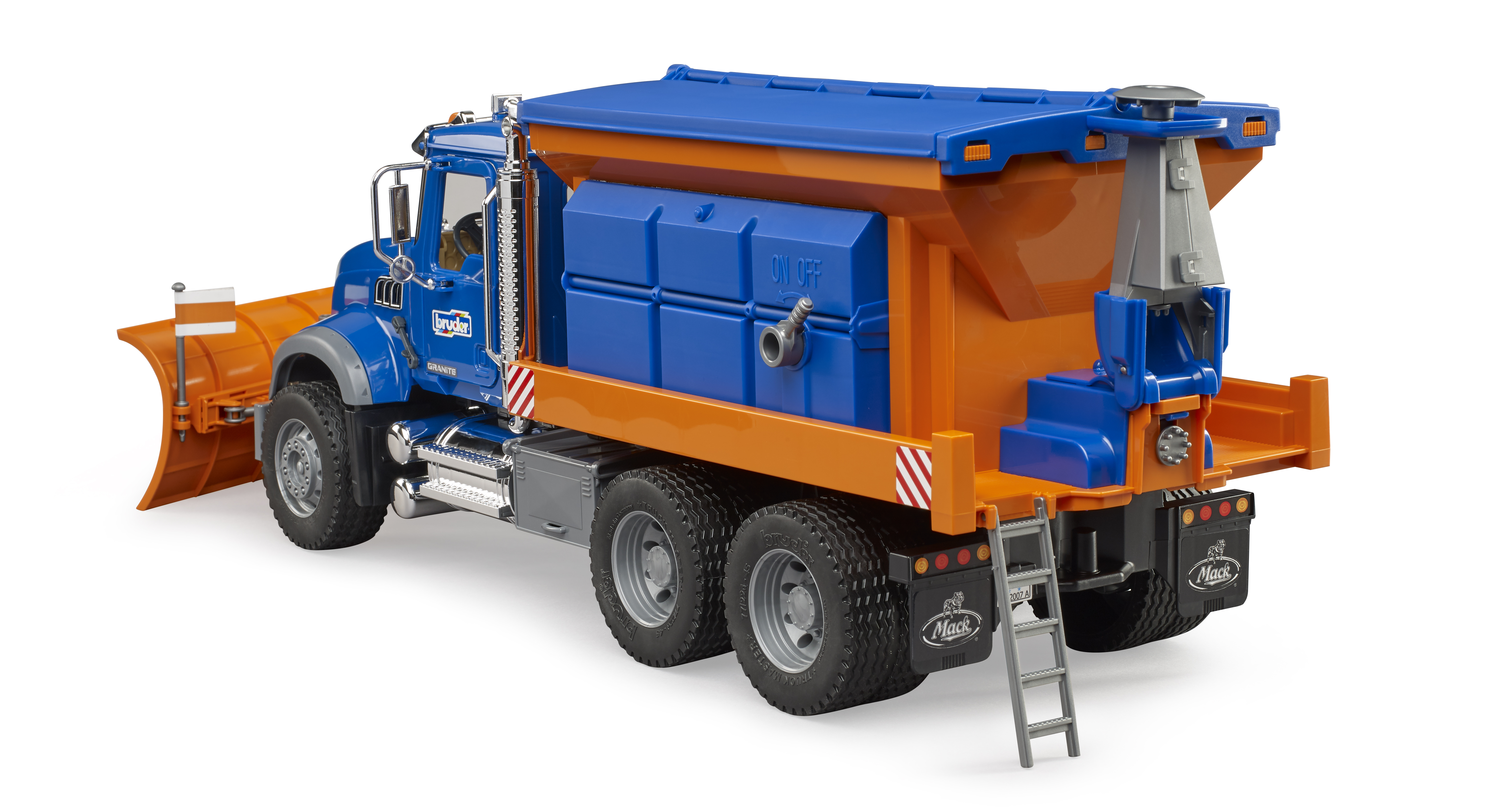MACK Granite Winterdienst mit Räumschild