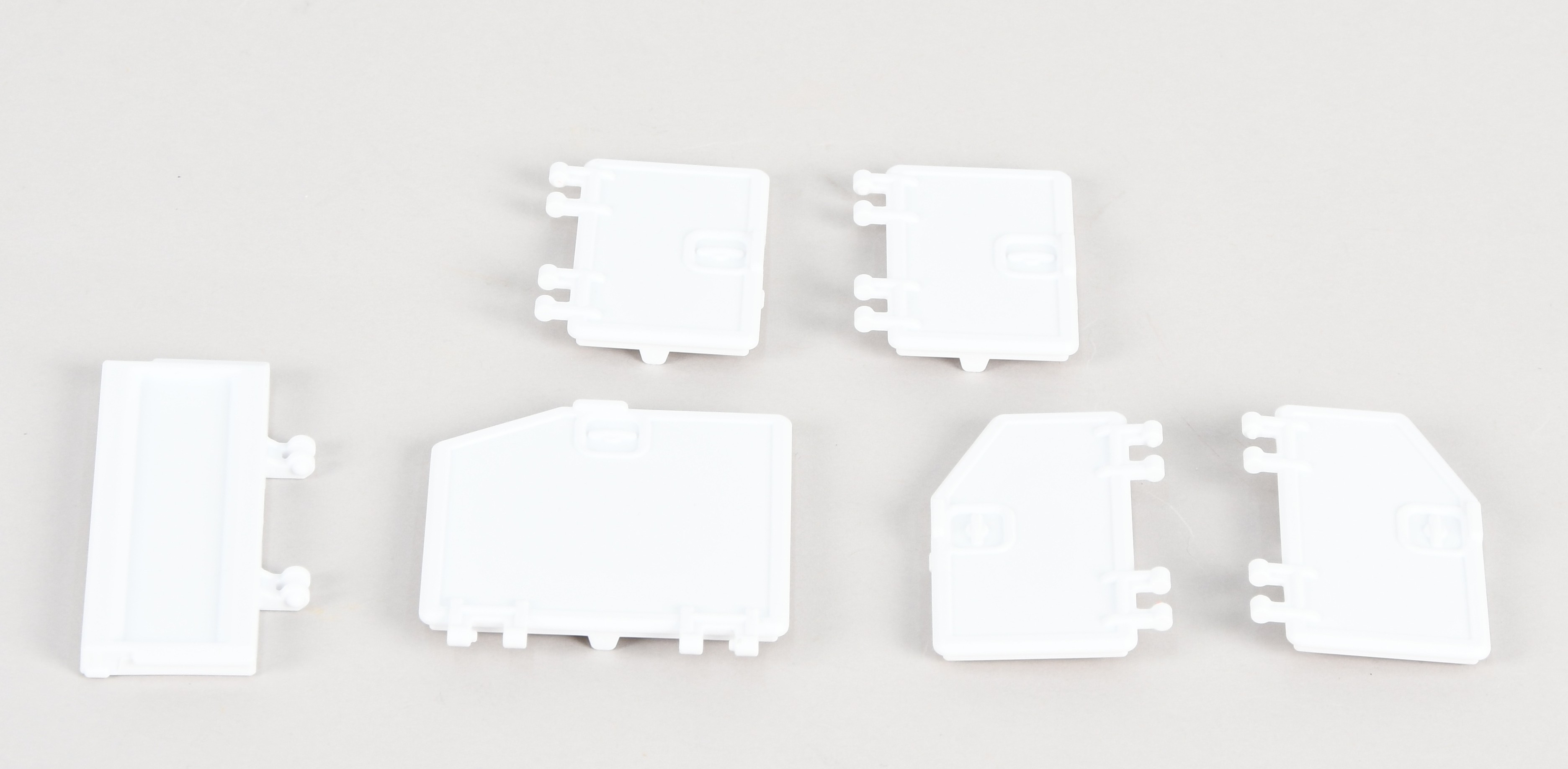 42658 Flaps white RAM fire engine