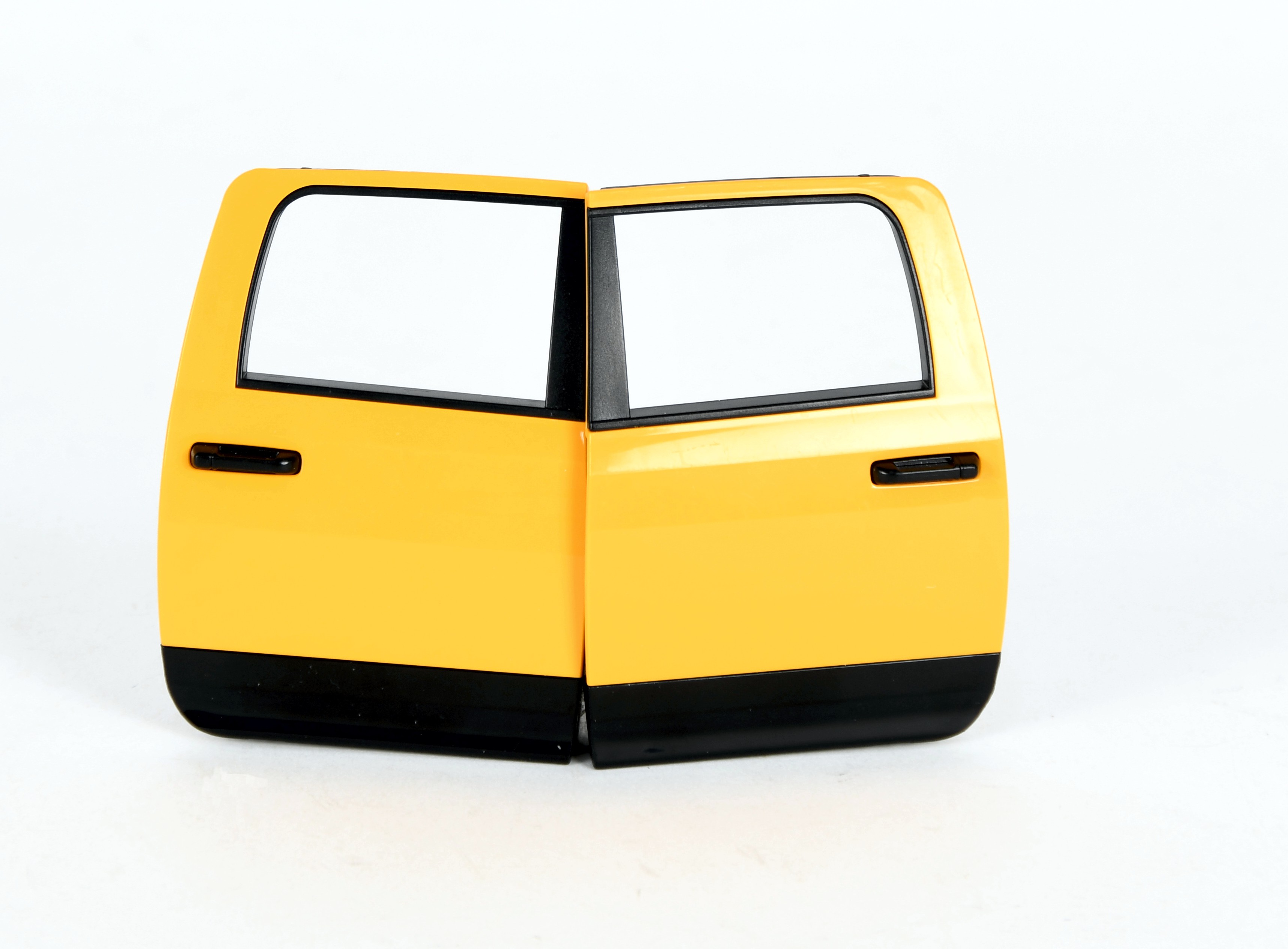43497 Rear doors left and right