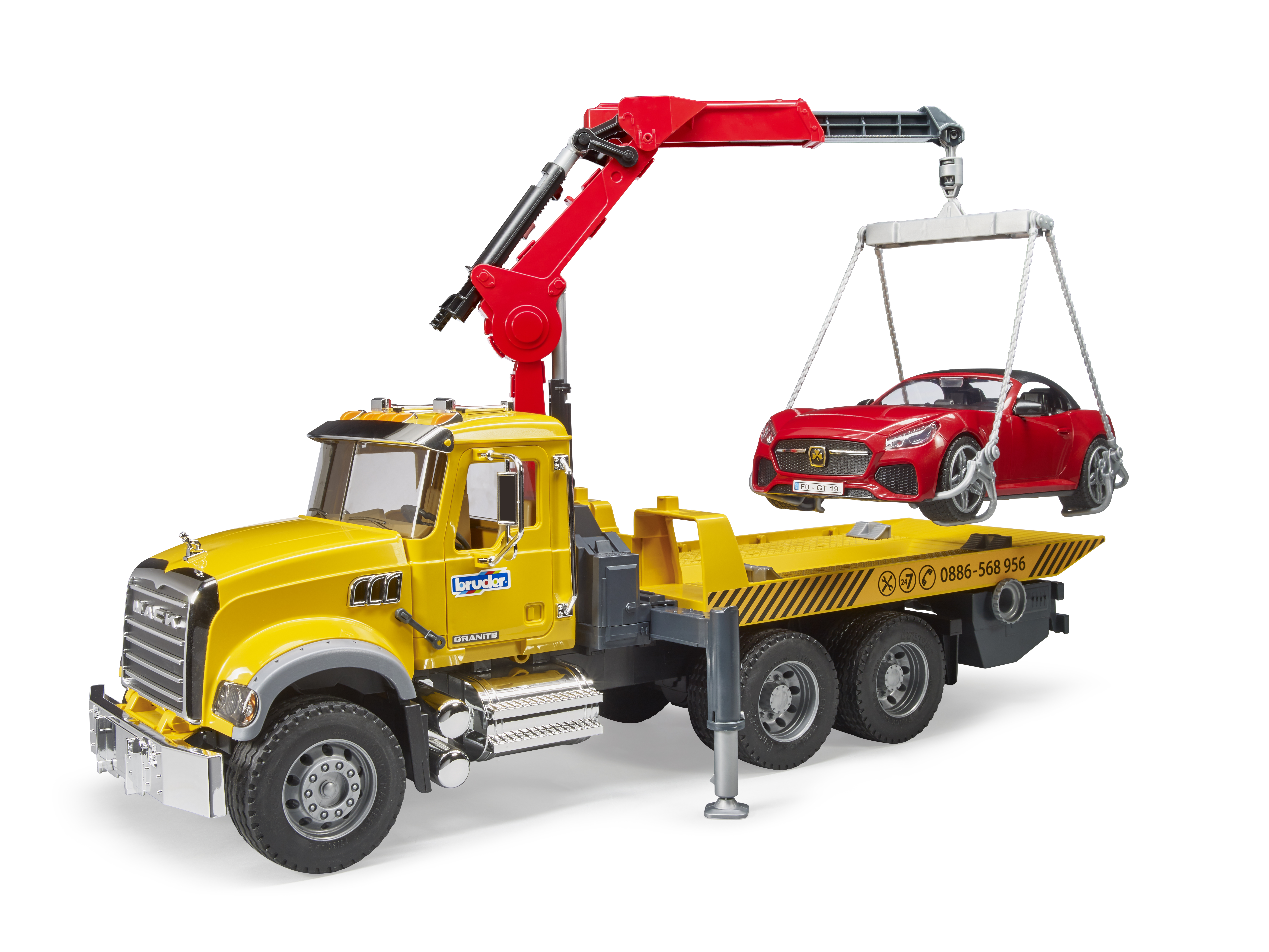 MACK Granite Abschlepp LKW mit BRUDER Roadster
