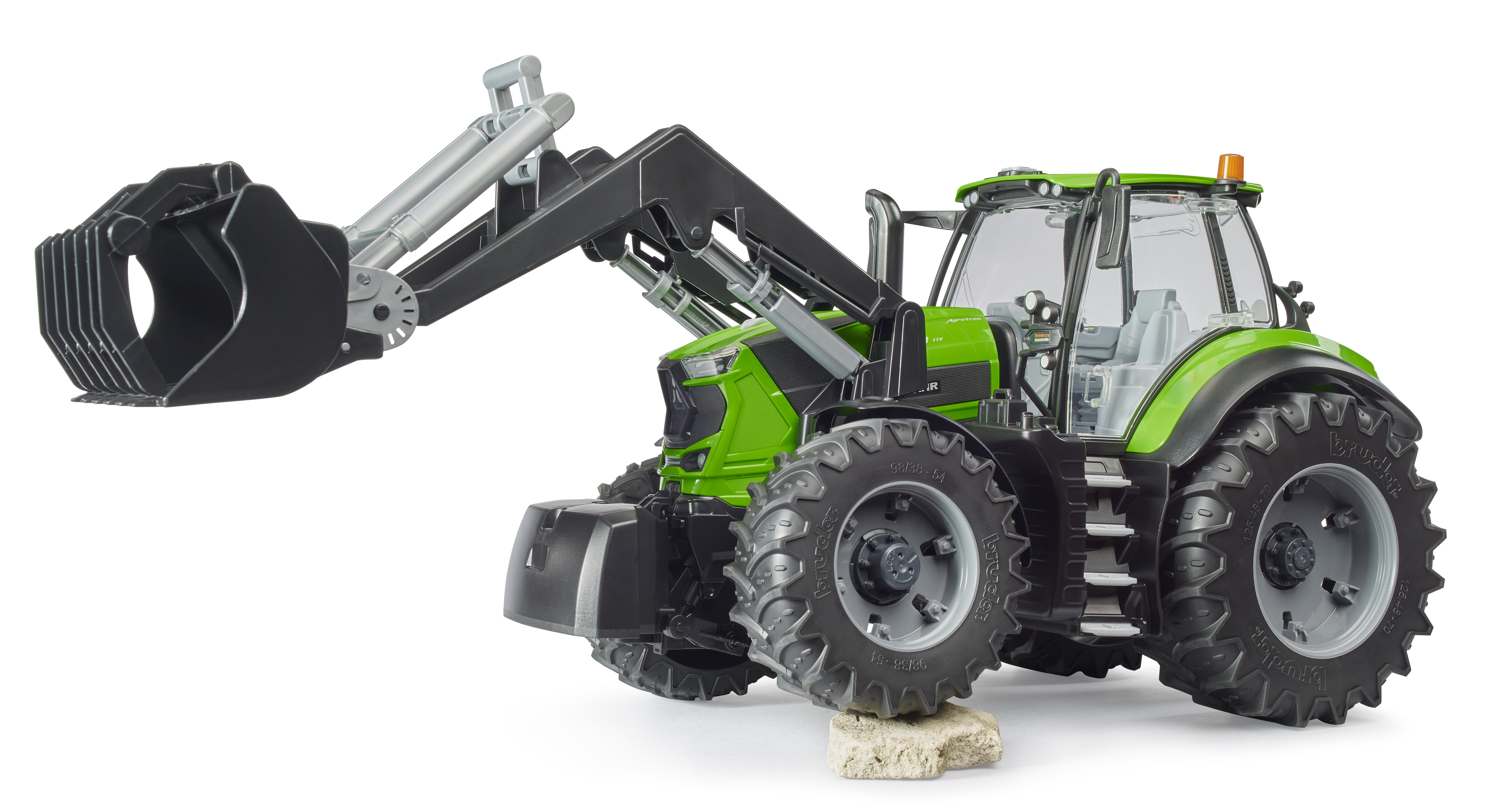 Deutz 8280 TTV mit Frontlader Deutz 8280 TTV mit Frontlader