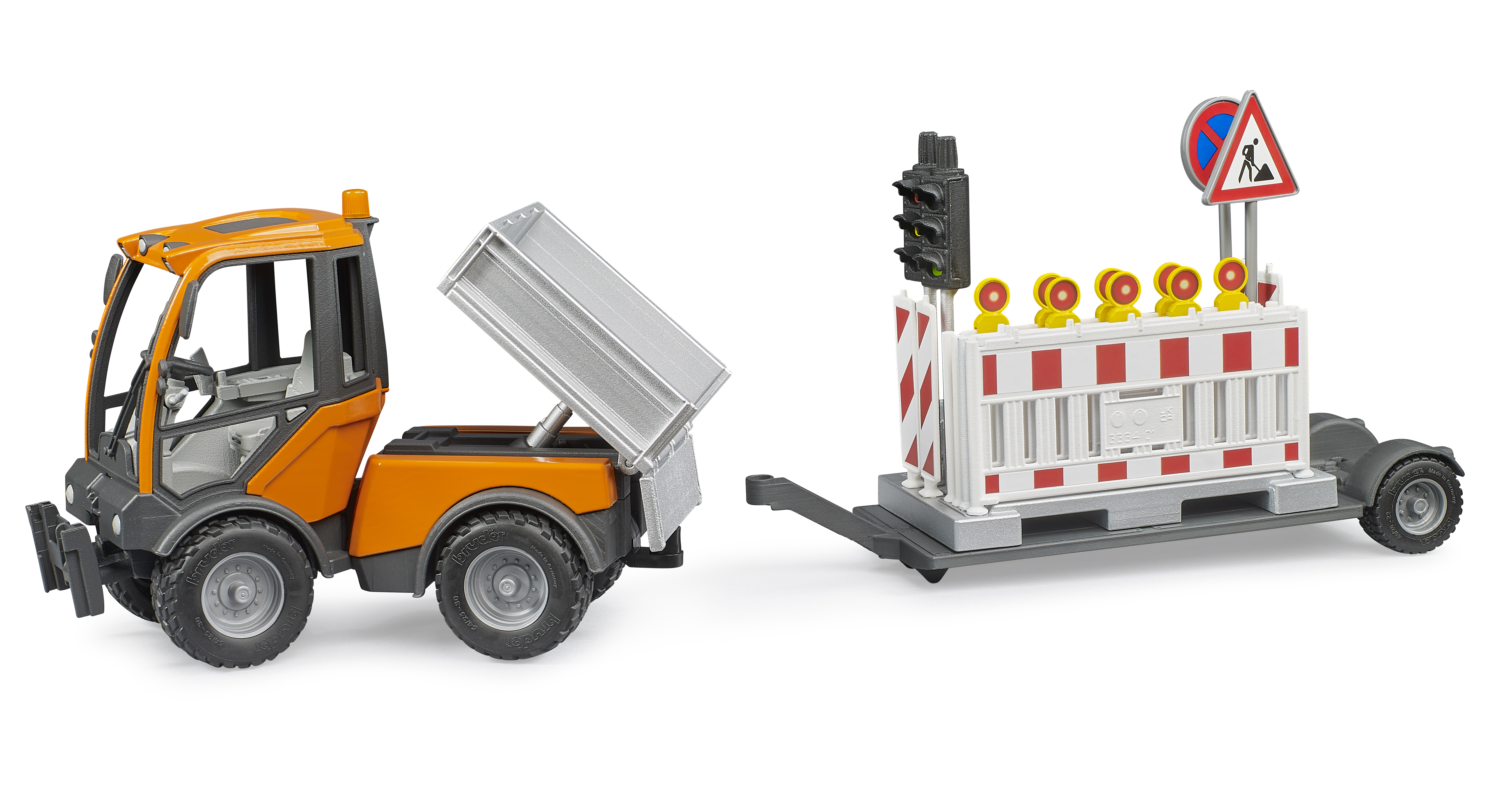 VarioCar with platform and road safety trailer