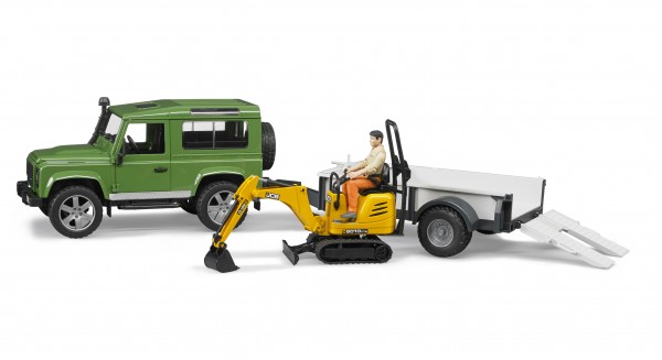 Land Rover Defender con remolque, microexcavadora JCB y figura