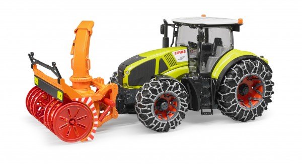 Trattore Claas Axion 950 con catene e fresa neve